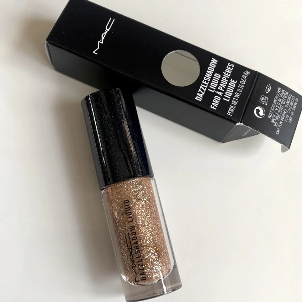 MAC Dazzleshadow Liquid Eyeshadow in Flash‎ and Dash, New in box